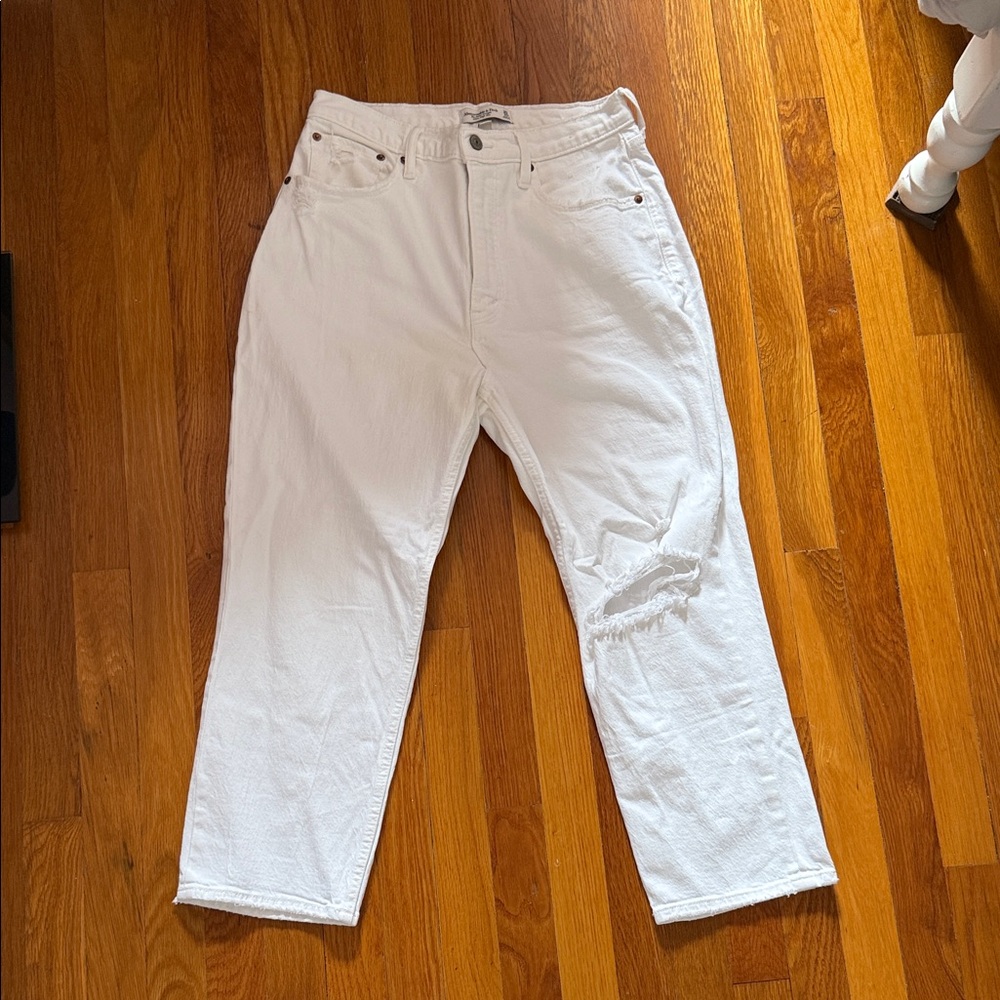 Abercrombie Curve Love Ultra High Rise Ankle Straight jeans